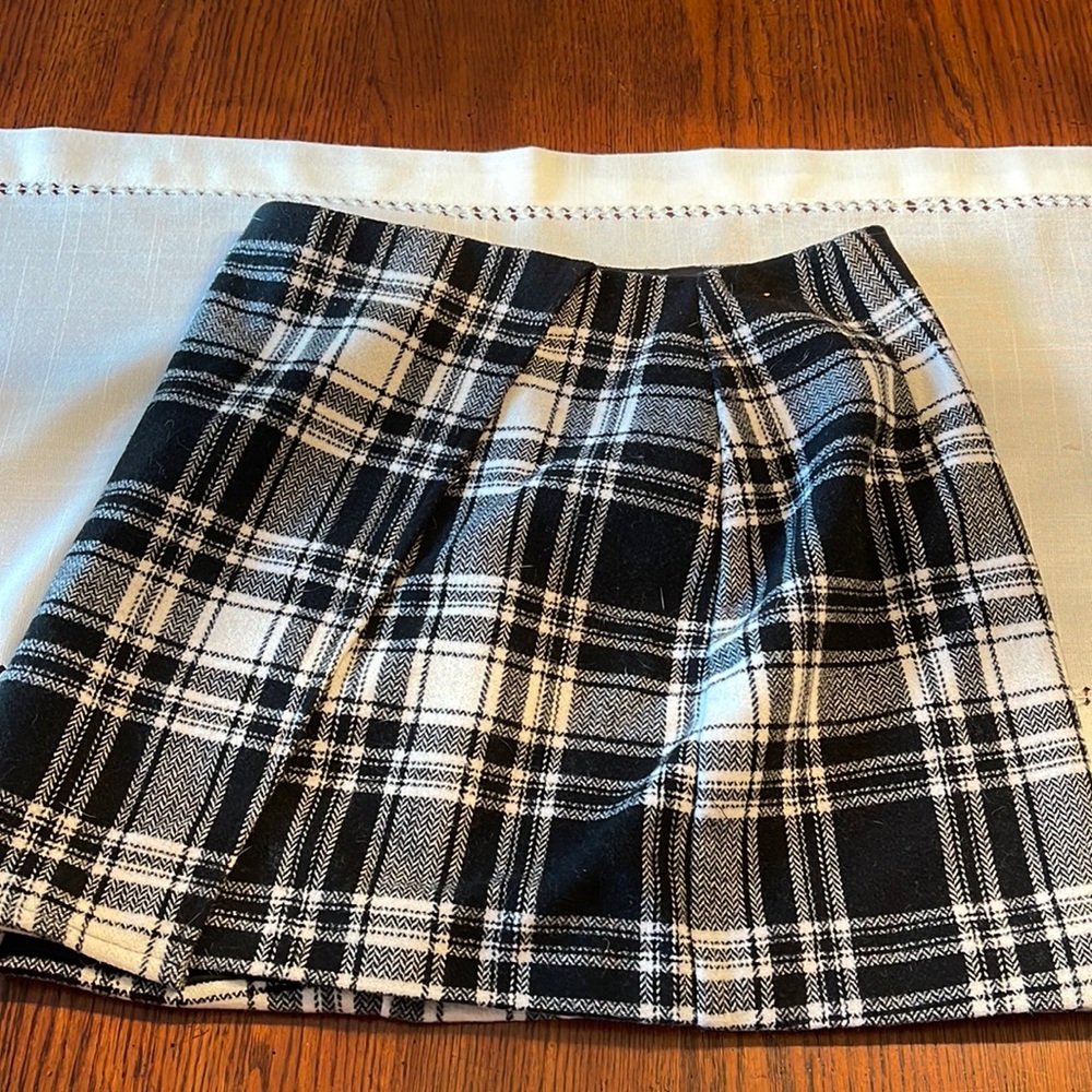 Hollister High Rise Mini Skirt